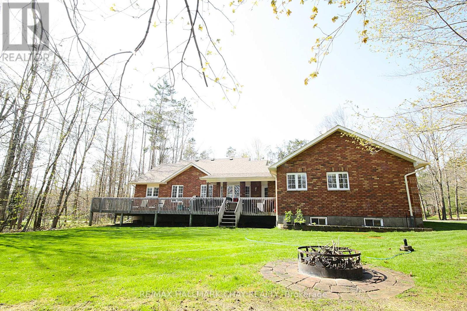 Property at 2 PINEVIEW DRIVE image 4