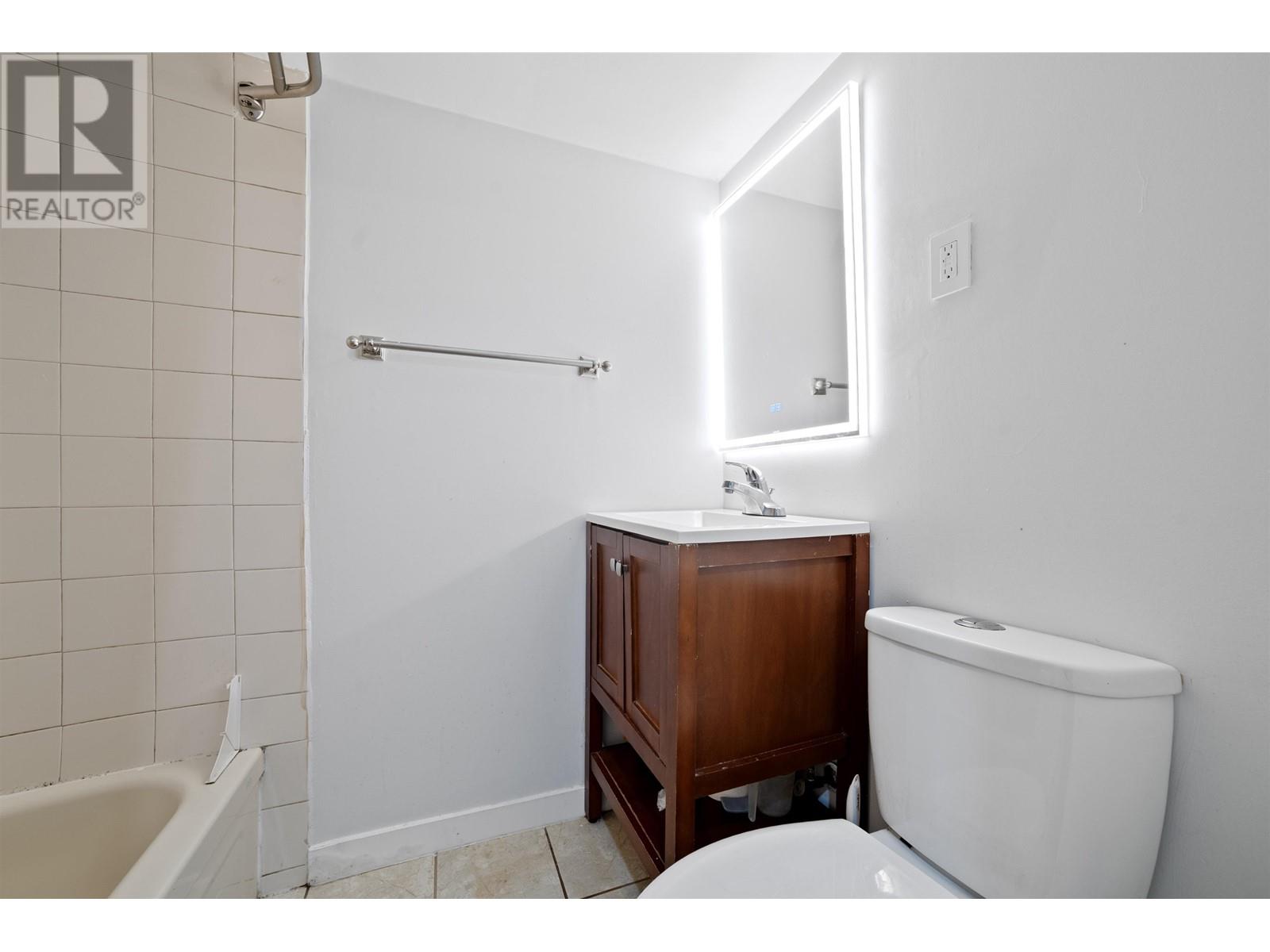 2 3558 E 49th Avenue, Vancouver, British Columbia  V5S 1M4 - Photo 18 - R2990899
