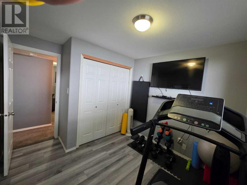 43 Mt Blakiston Road W, Lethbridge, Alberta  T1K 6P9 - Photo 41 - A2217886
