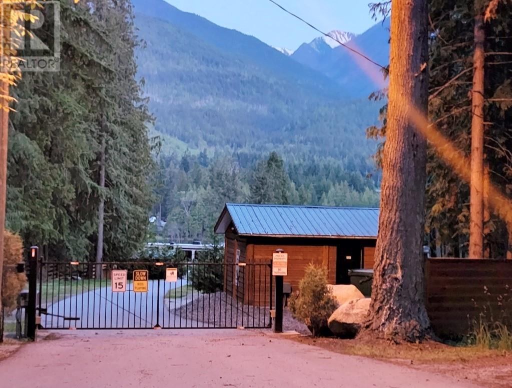7298 3A Highway, Balfour, BC V1L6S4