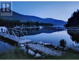 7298 3A Highway, balfour, British Columbia