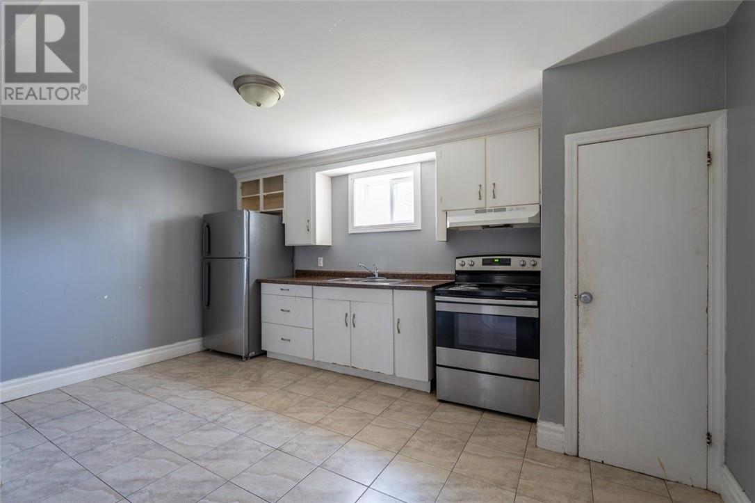 Property at 705 Shields Street image 4