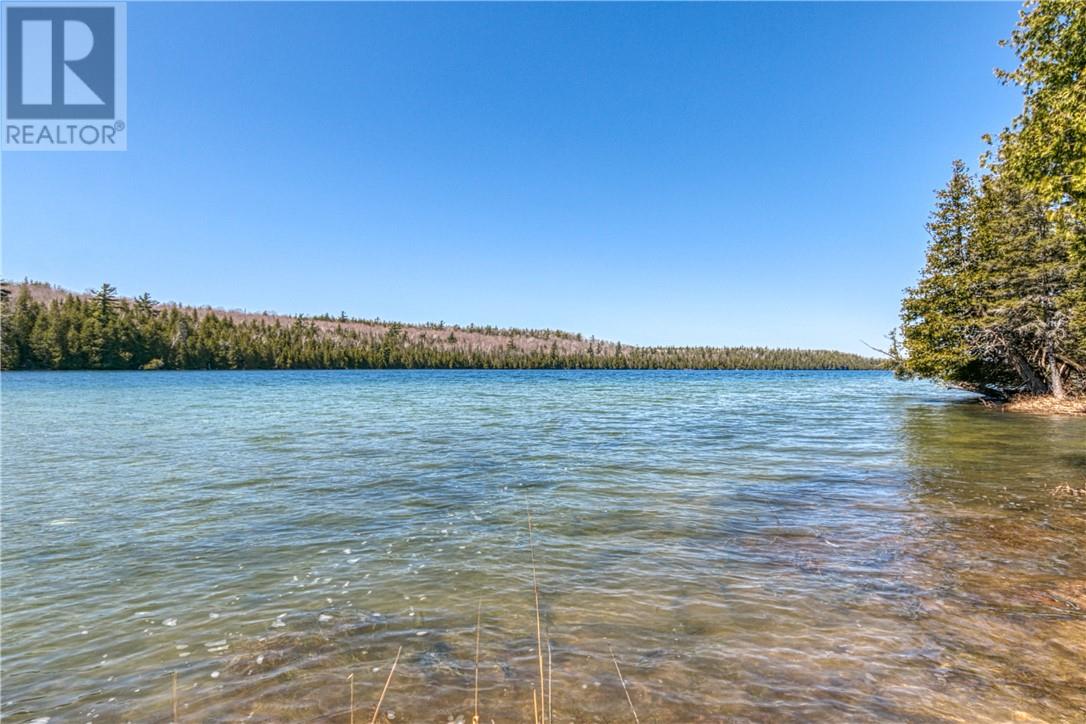 60 Laura Lane, Gore Bay, Ontario  P0P 1H0 - Photo 3 - 2122132