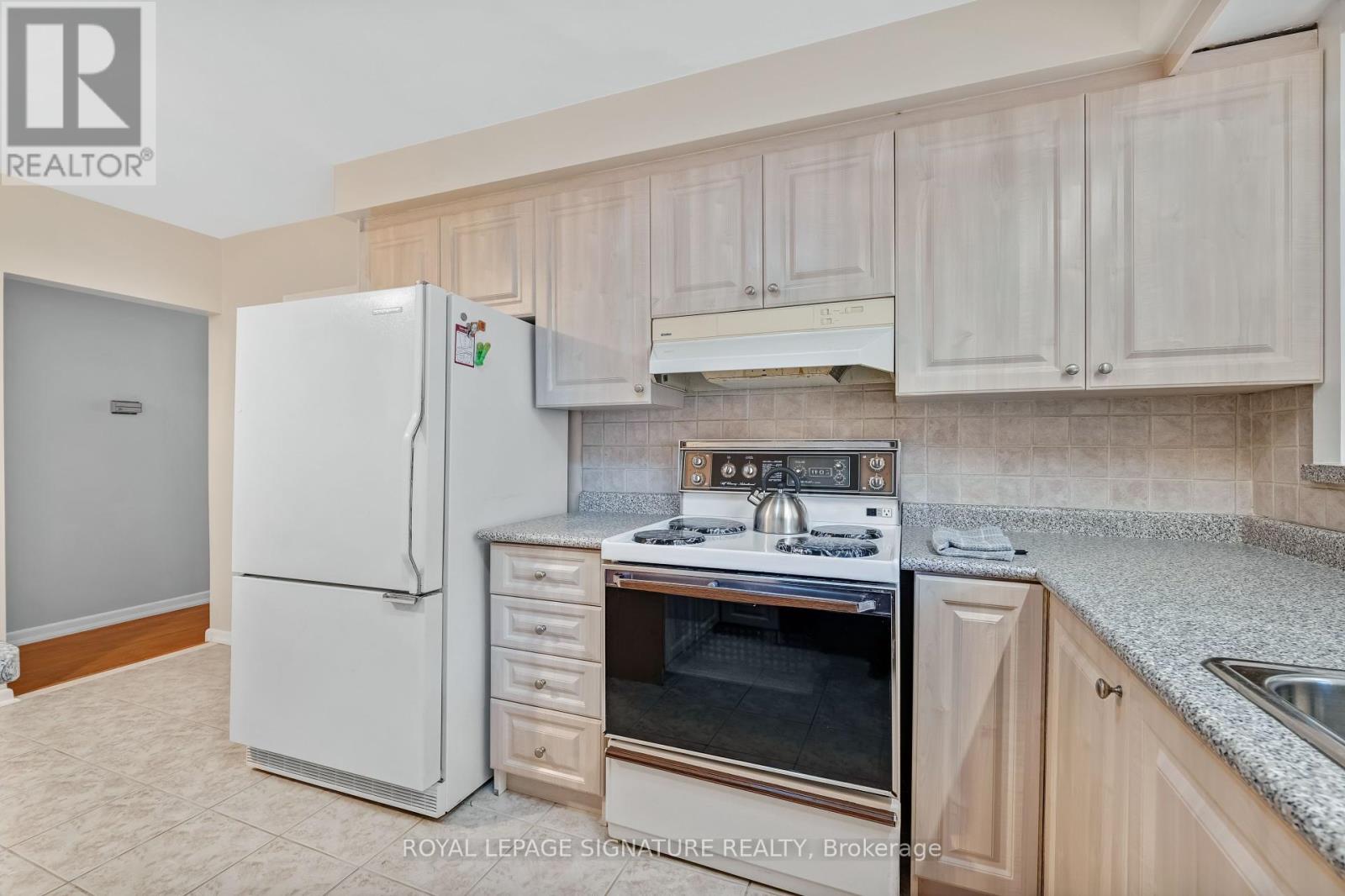 39 Viamede Crescent, Toronto, Ontario  M2K 2A7 - Photo 12 - C12141331