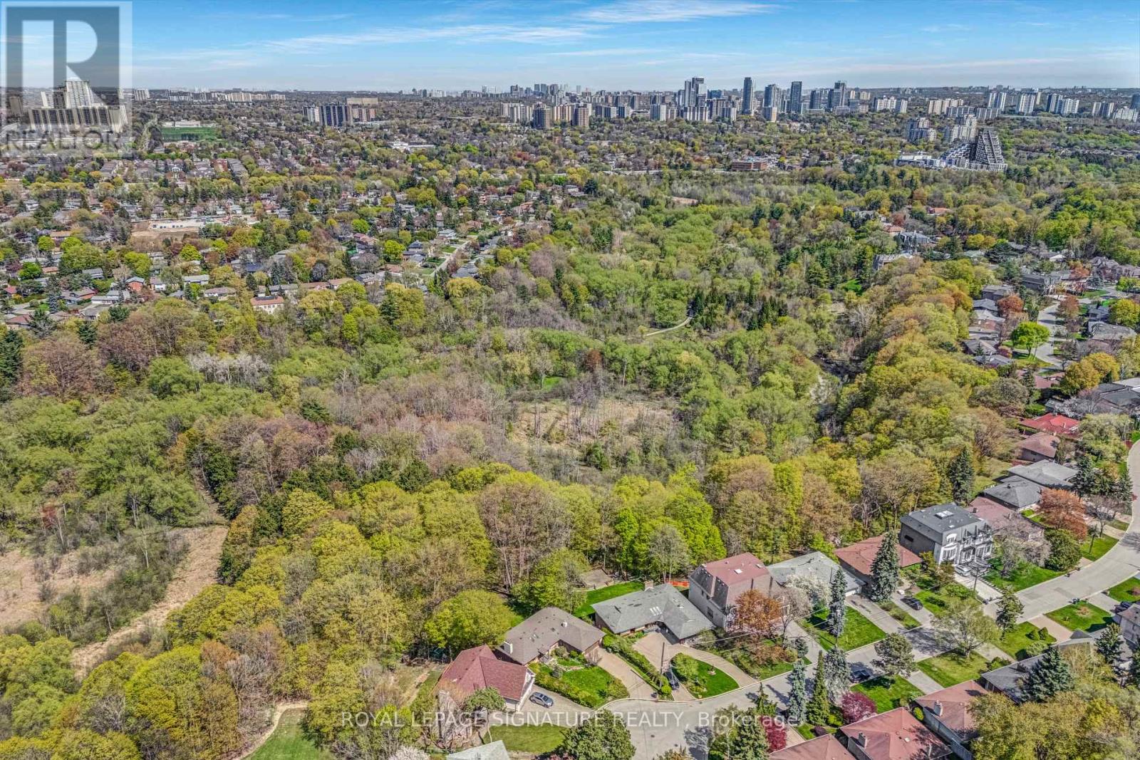 39 Viamede Crescent, Toronto, Ontario  M2K 2A7 - Photo 31 - C12141331