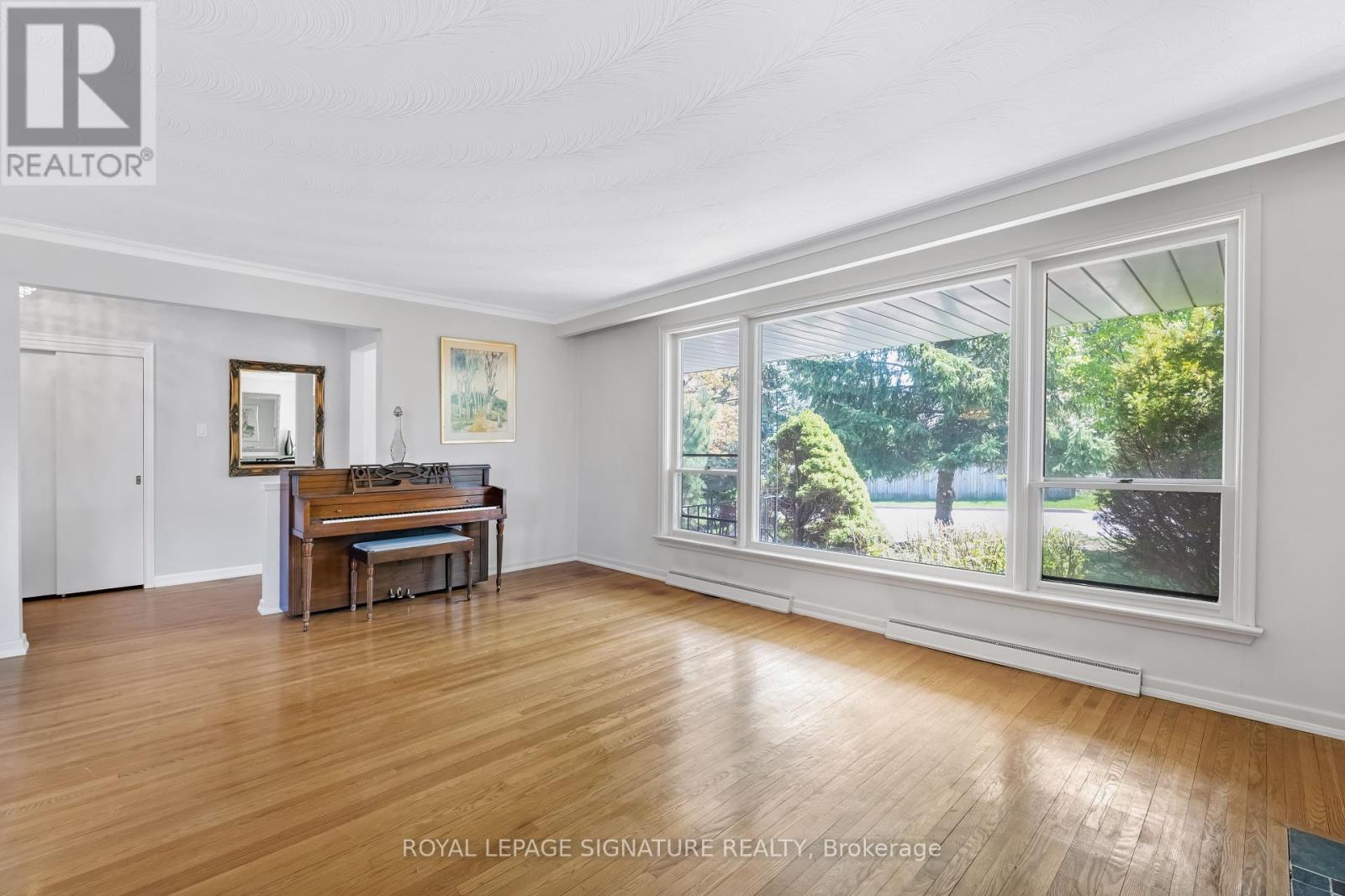 39 Viamede Crescent, Toronto, Ontario  M2K 2A7 - Photo 4 - C12141331