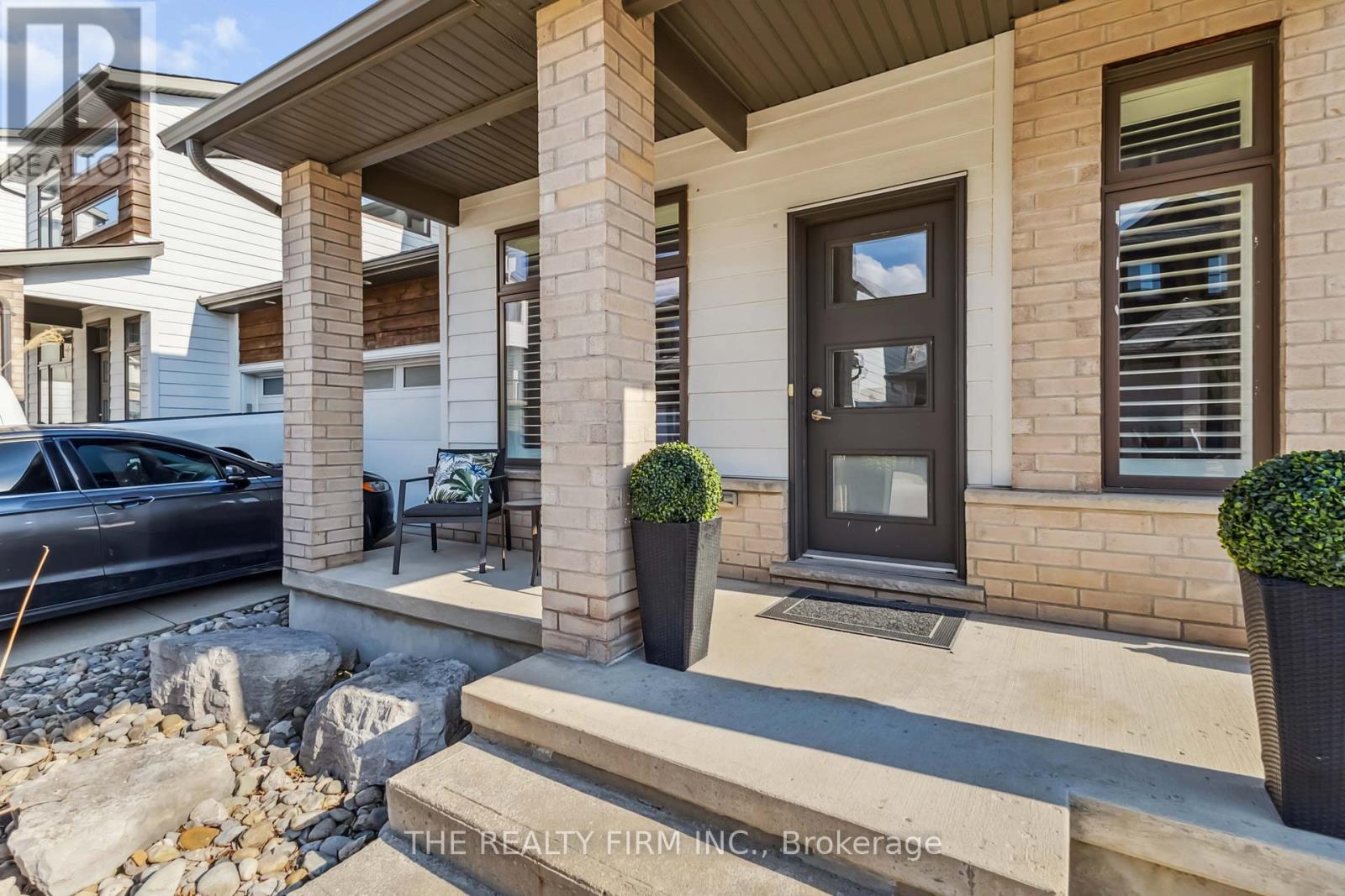 3 - 727 Apricot Drive, London South (South K), Ontario  N6K 5A7 - Photo 4 - X12141613