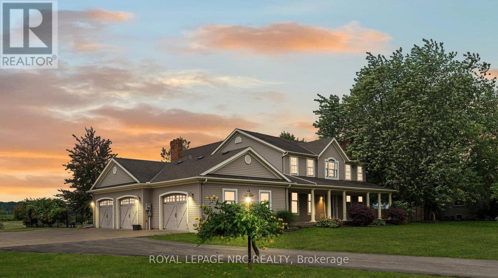 915 Queenston Road S, Niagara-On-The-Lake, Ontario  L0S 1J0 - Photo 1 - X12051267