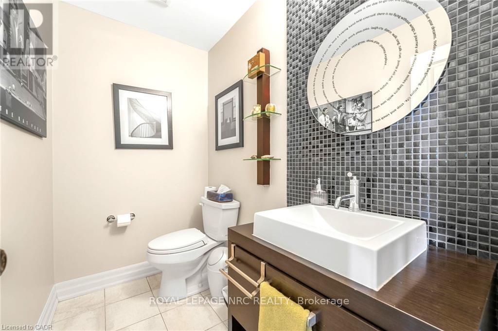 915 Queenston Road S, Niagara-On-The-Lake, Ontario  L0S 1J0 - Photo 27 - X12051267