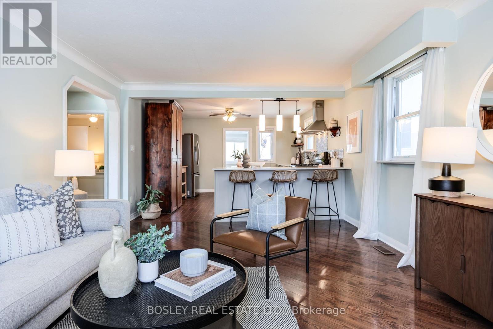 57 Sandown Avenue, Toronto, Ontario  M1N 3W2 - Photo 1 - E12141466