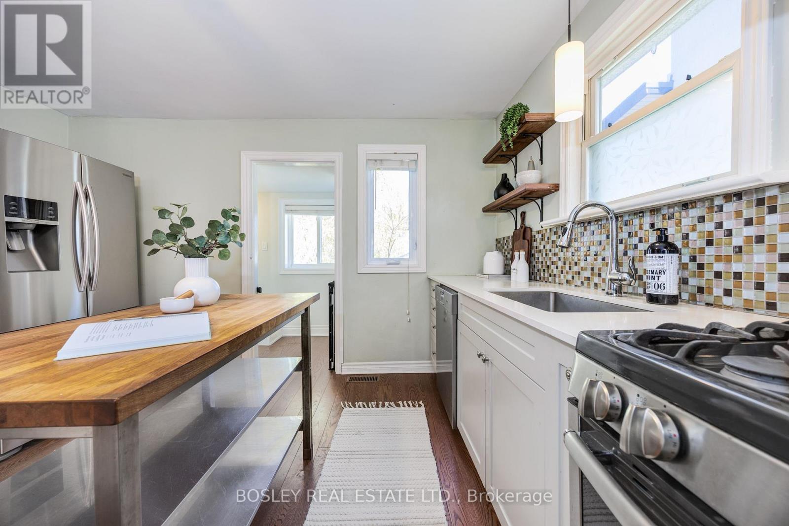 57 Sandown Avenue, Toronto (Birchcliffe-Cliffside), Ontario  M1N 3W2 - Photo 12 - E12141466