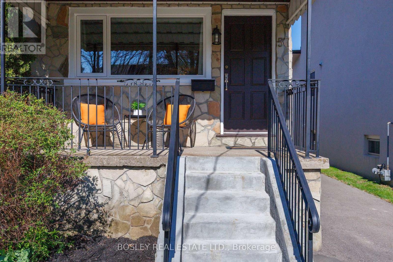 57 Sandown Avenue, Toronto (Birchcliffe-Cliffside), Ontario  M1N 3W2 - Photo 39 - E12141466