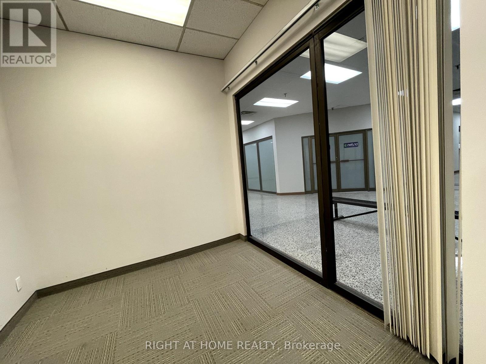 116 - 50 Richmond Street E, Oshawa, Ontario  L1G 7C7 - Photo 7 - E12141562