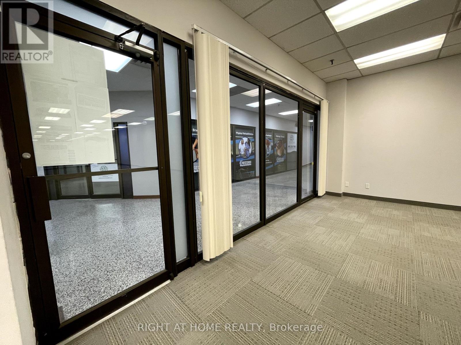 116 - 50 Richmond Street E, Oshawa, Ontario  L1G 7C7 - Photo 8 - E12141562