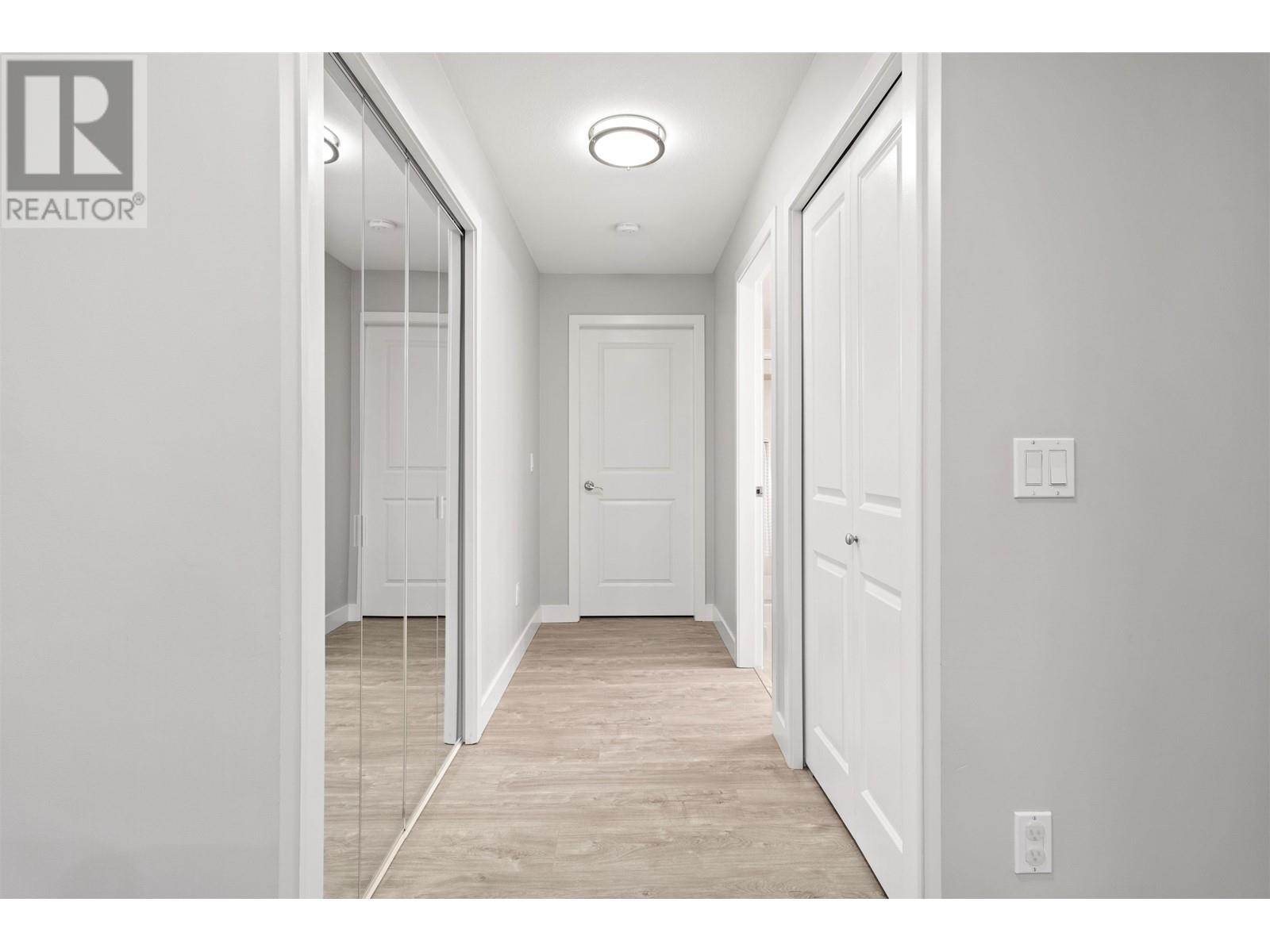 204 285 Newport Drive, Port Moody, British Columbia  V3H 5J6 - Photo 10 - R2996793