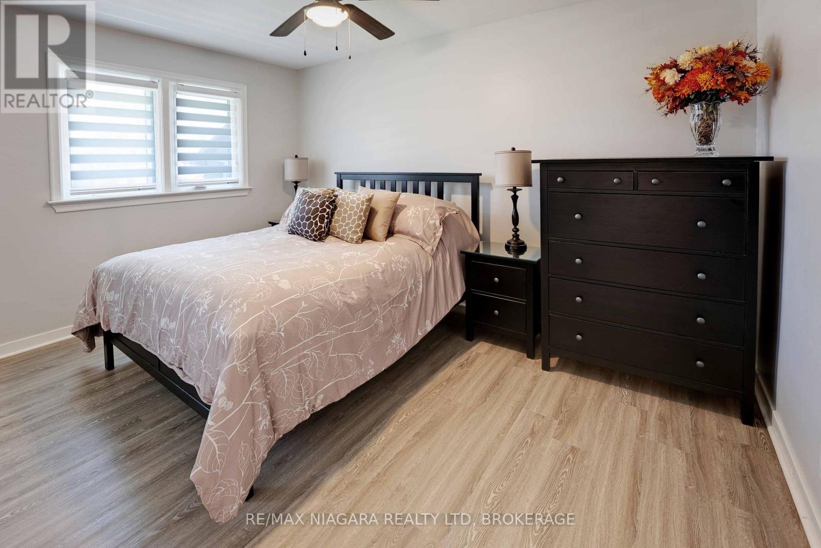 6018 Cabot Drive, Niagara Falls (Cherrywood), Ontario  L2E 5E5 - Photo 12 - X12141603