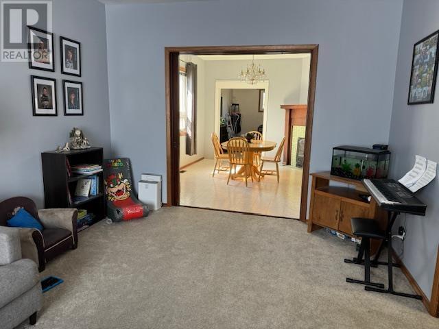 Property at 876 Detroit AVE image 3