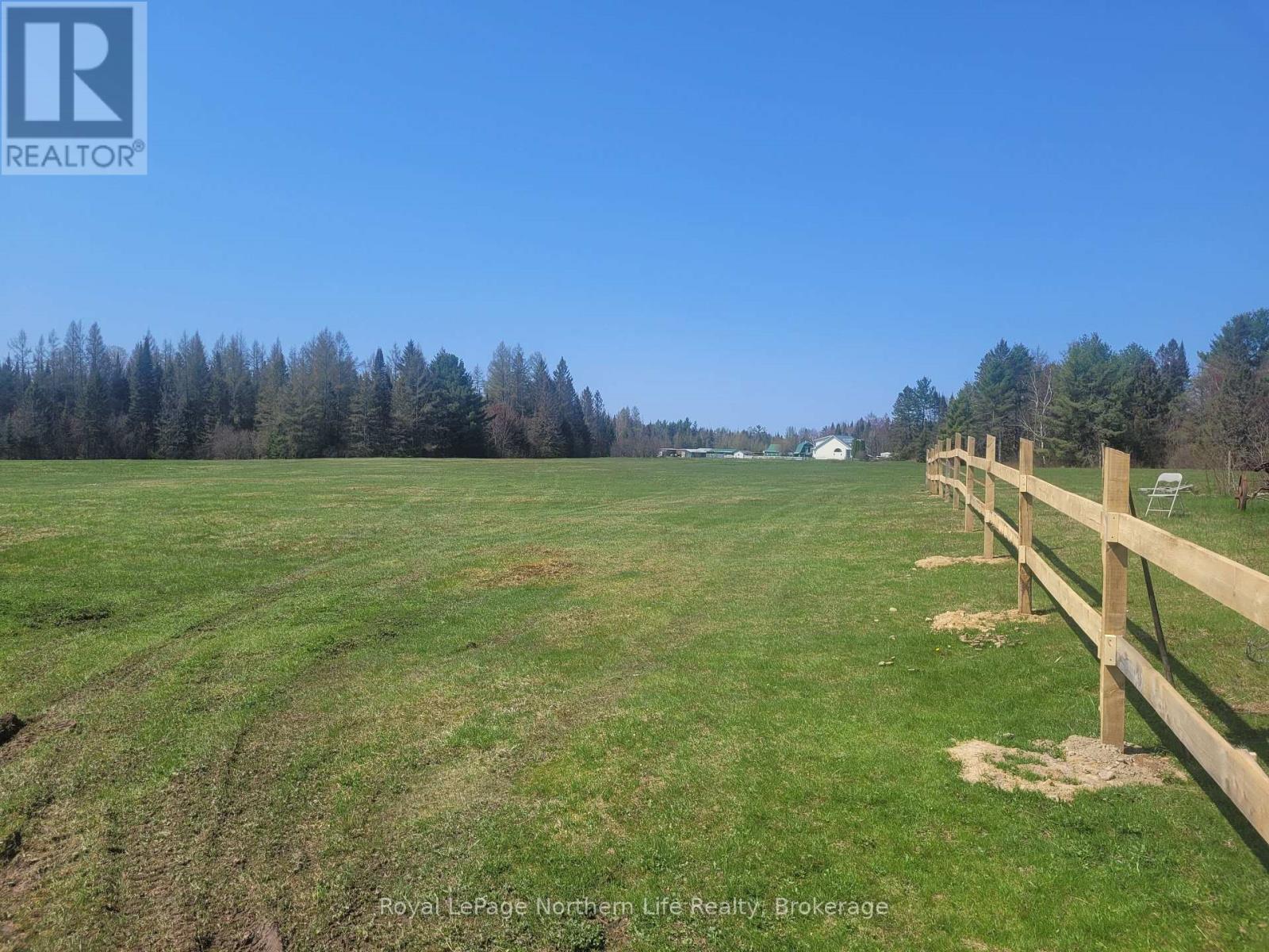 Pt Lot 19 Con 13, Papineau-Cameron (Papineau Cameron), Ontario  P0H 1V0 - Photo 3 - X12141724