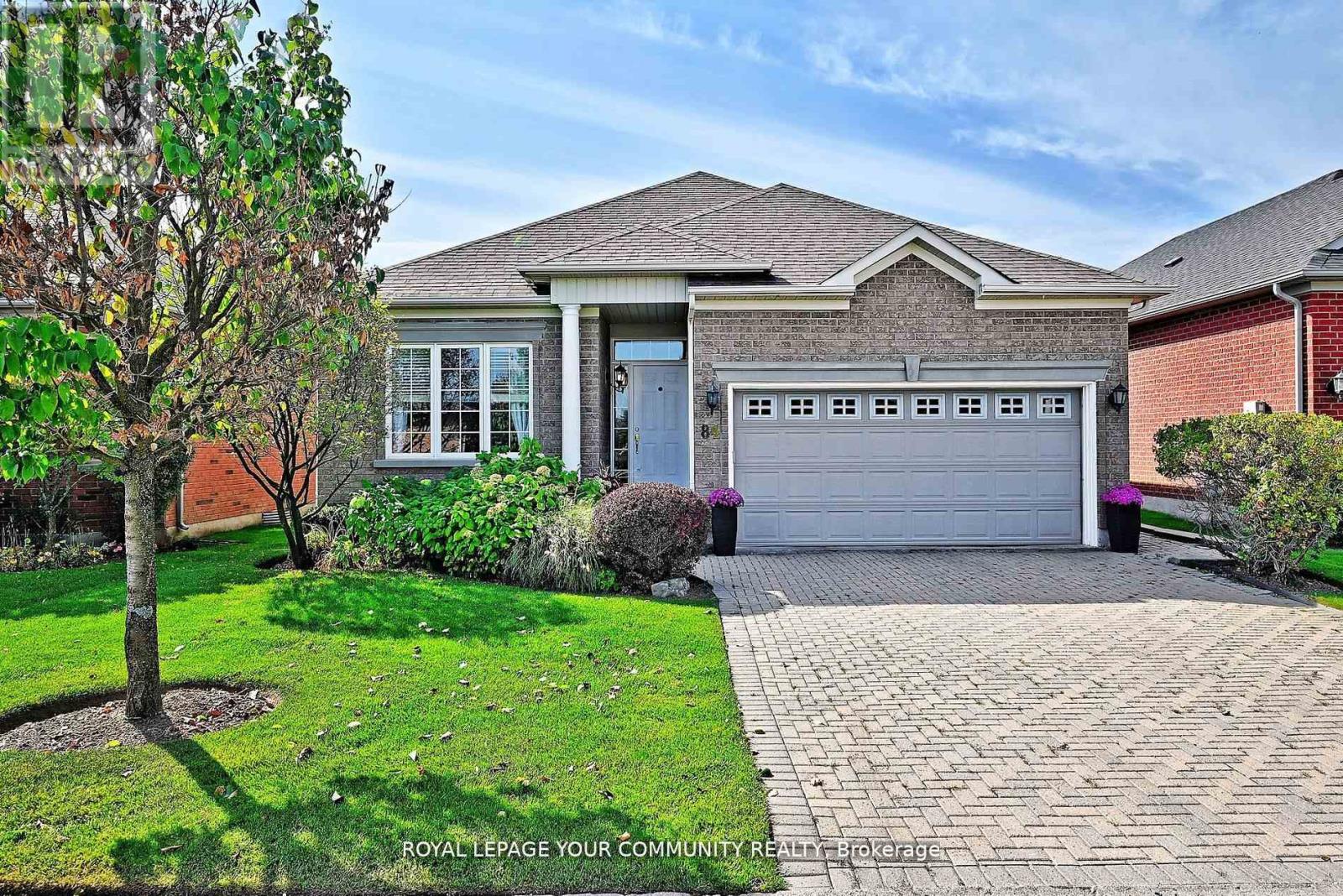 84 Long Stan, Whitchurch-Stouffville, Ontario  L4A 1P5 - Photo 1 - N12141325