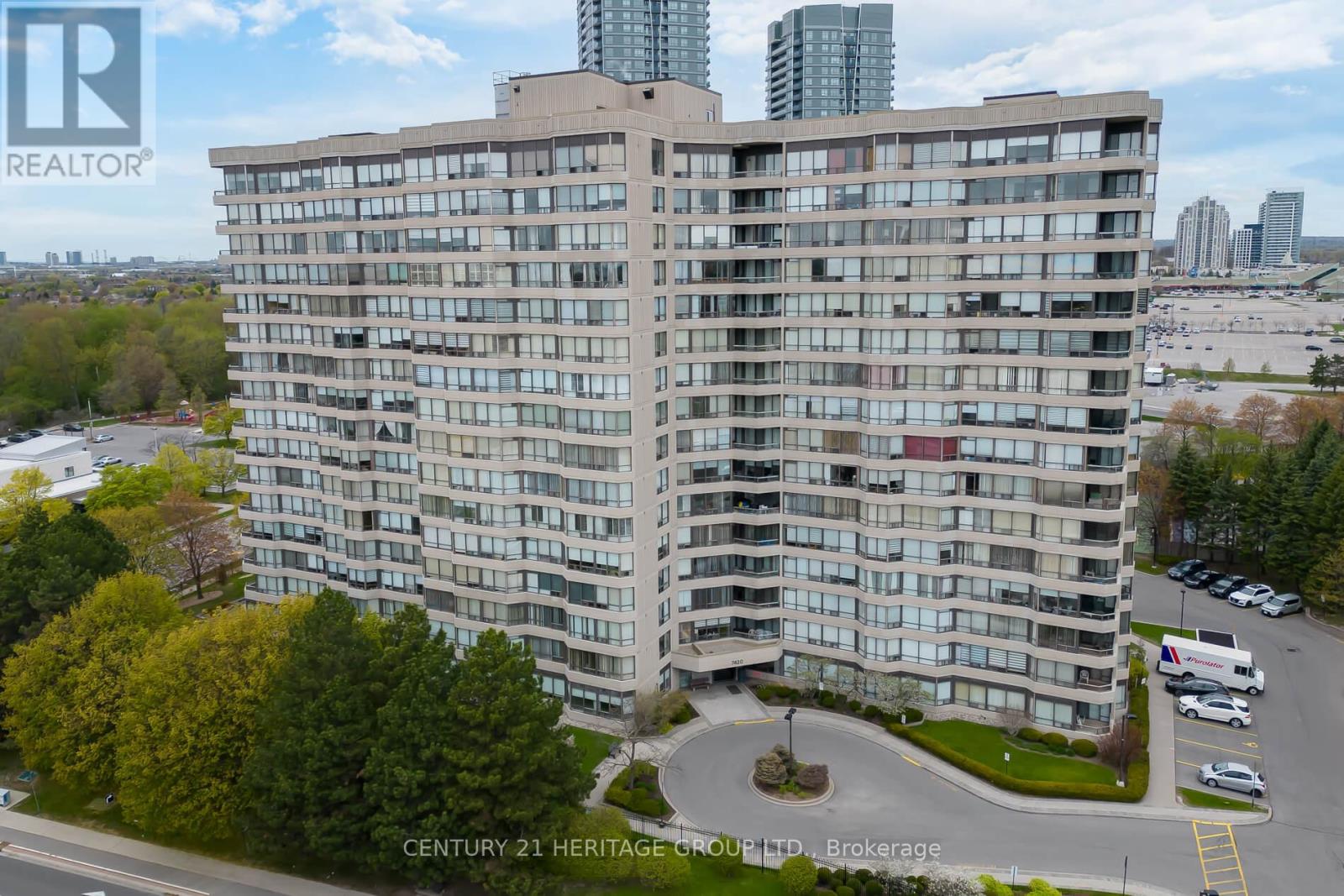 306 - 7420 Bathurst Street S, Vaughan, Ontario  L4J 6X4 - Photo 1 - N12141327