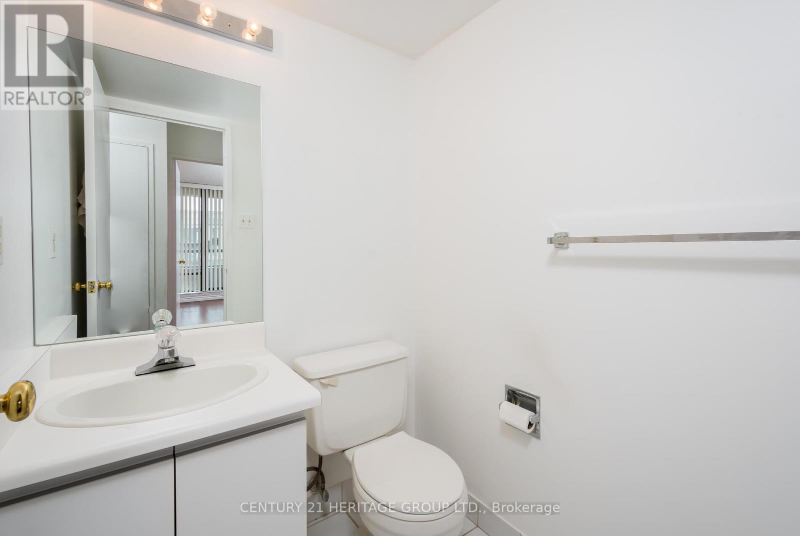 306 - 7420 Bathurst Street S, Vaughan, Ontario  L4J 6X4 - Photo 11 - N12141327