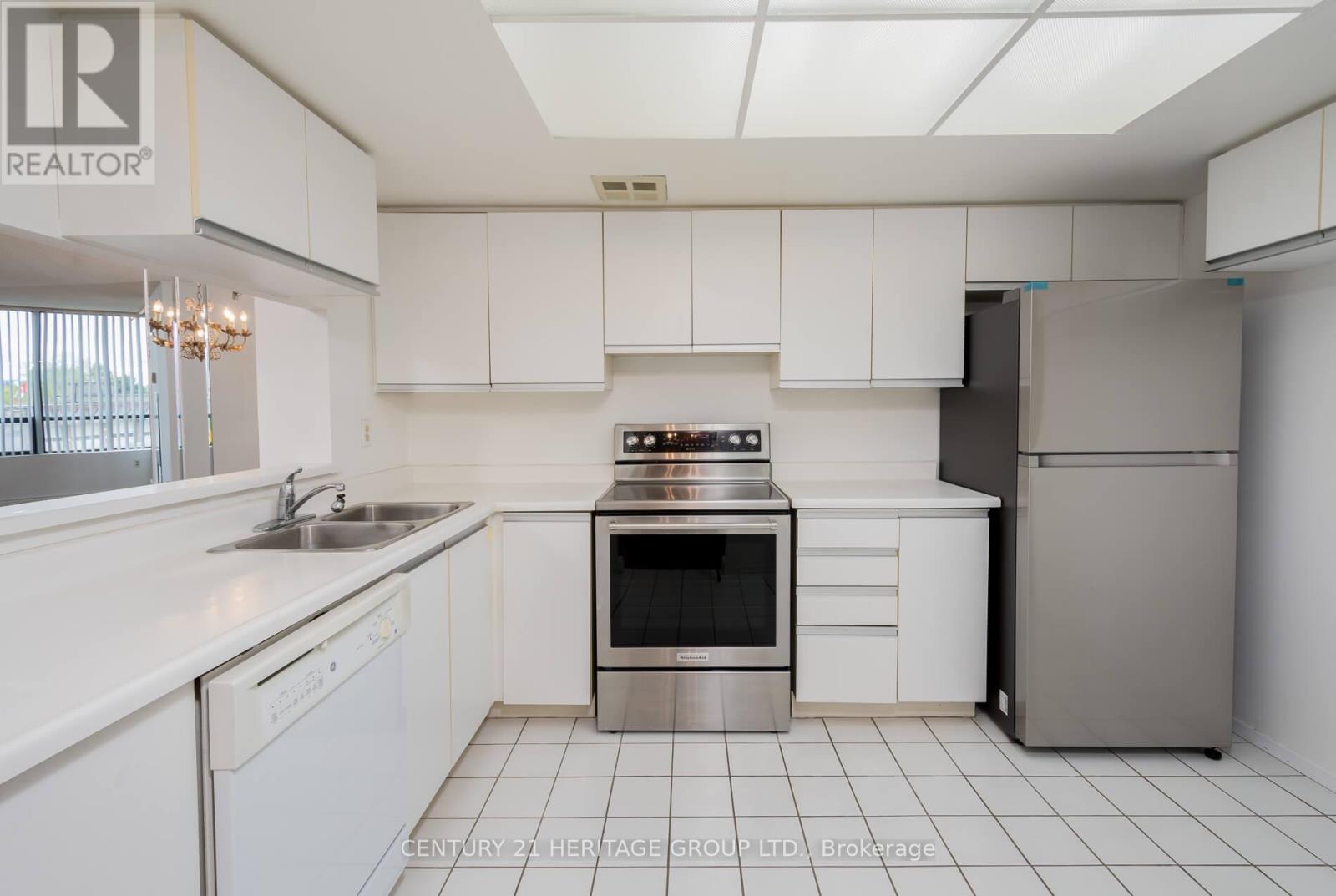 306 - 7420 Bathurst Street S, Vaughan, Ontario  L4J 6X4 - Photo 7 - N12141327