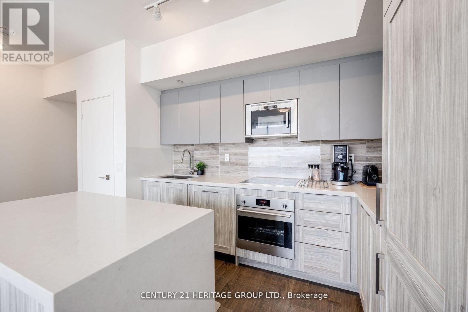 1807 - 2916 Highway 7, Vaughan, Ontario  L4K 0K6 - Photo 10 - N12141390