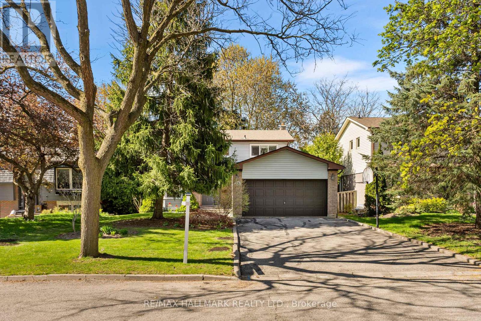 28 DRUMERN CRESCENT, Richmond Hill, Ontario