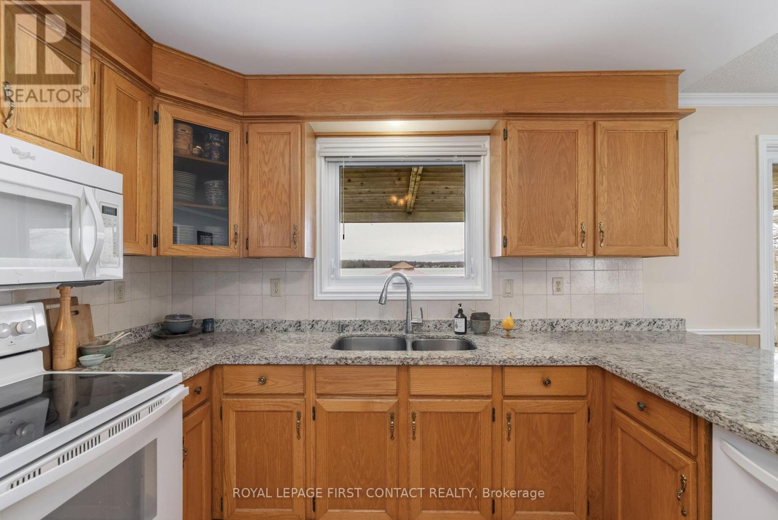 4051 River Road, Ramara, Ontario  L3V 6H7 - Photo 11 - S12141577