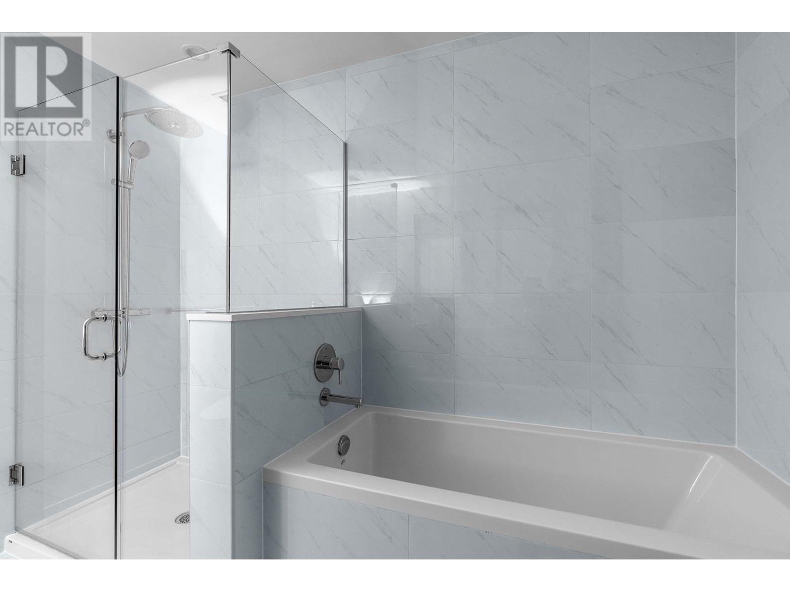 102 747 E 3 Street, North Vancouver, British Columbia  V7L 1G8 - Photo 12 - R2998726