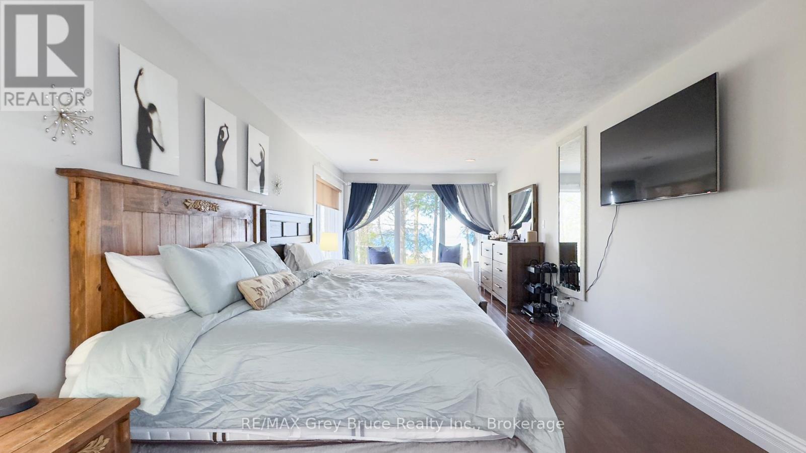 128 Thornridge Road, Meaford, Ontario  N0H 1B0 - Photo 21 - X12141632