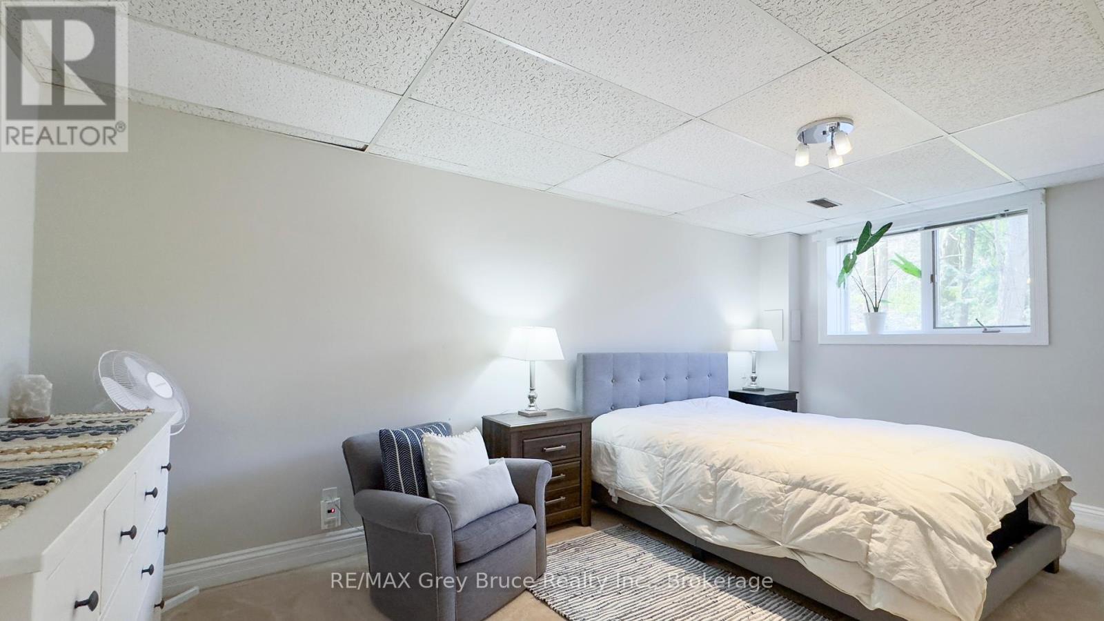 128 Thornridge Road, Meaford, Ontario  N0H 1B0 - Photo 39 - X12141632