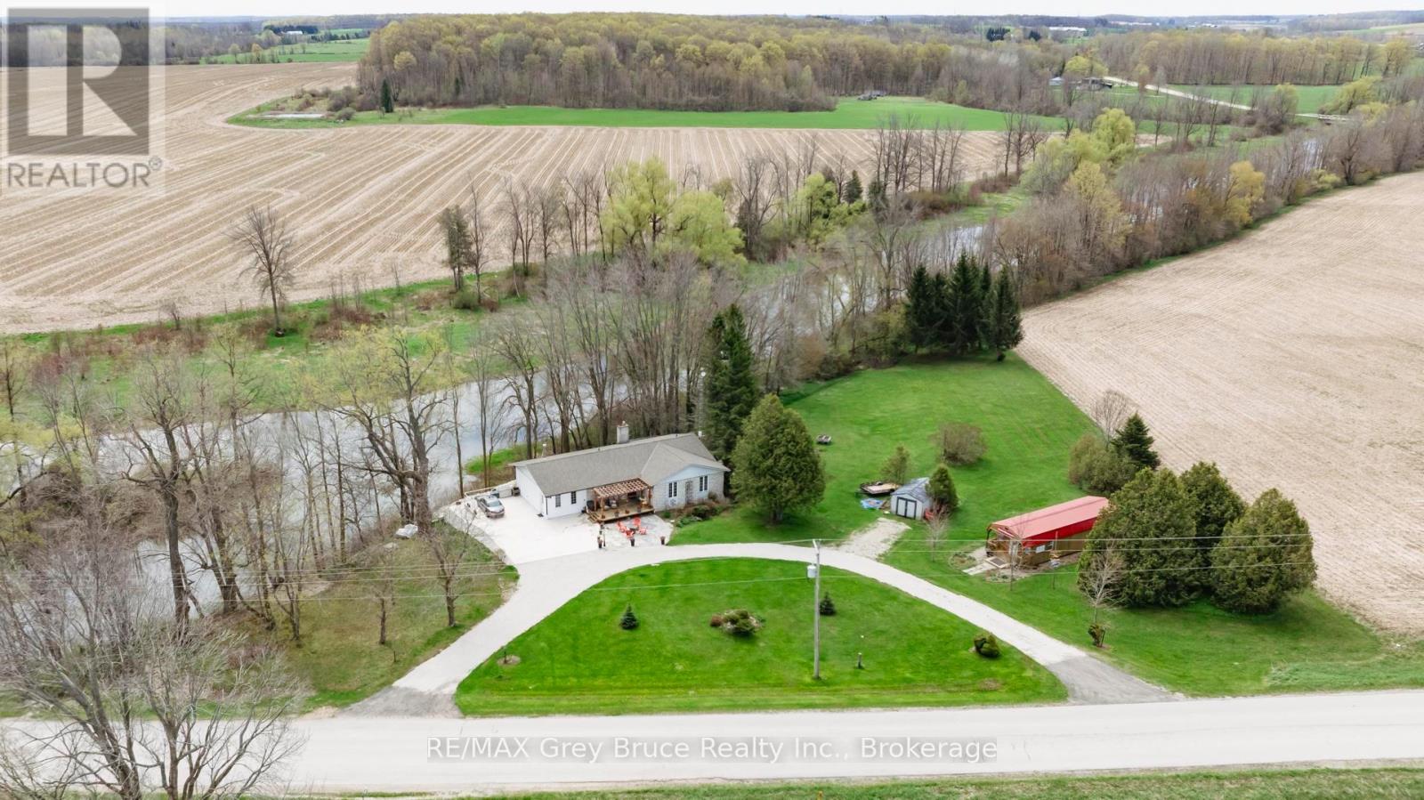 229 6th Concession, Arran-Elderslie, Ontario  N0H 2N0 - Photo 2 - X12141633