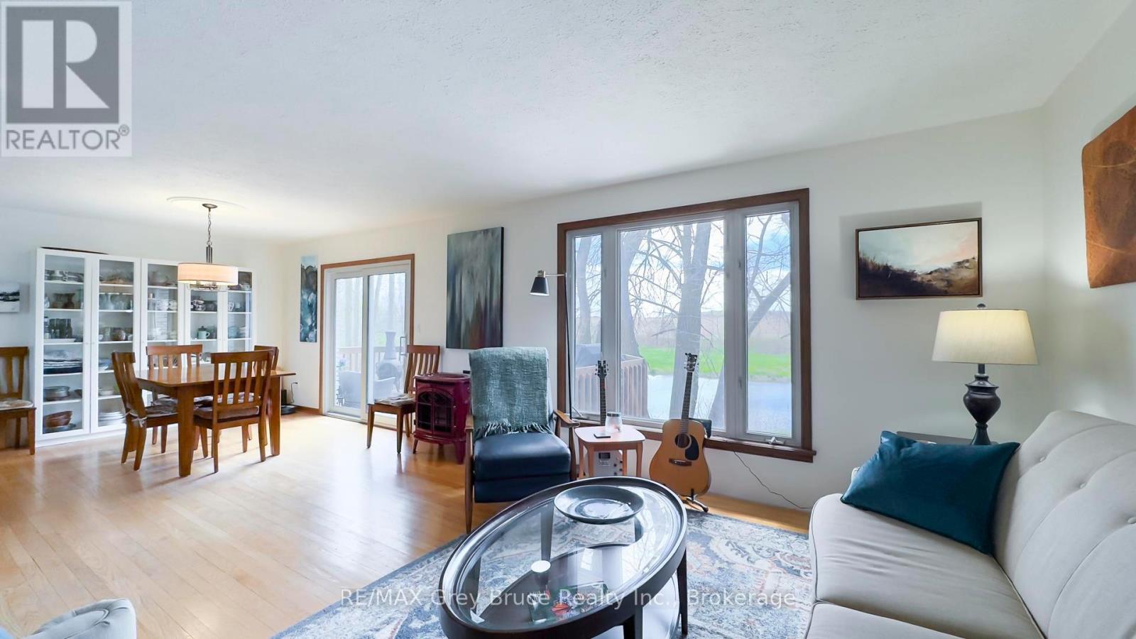 229 6th Concession, Arran-Elderslie, Ontario  N0H 2N0 - Photo 4 - X12141633