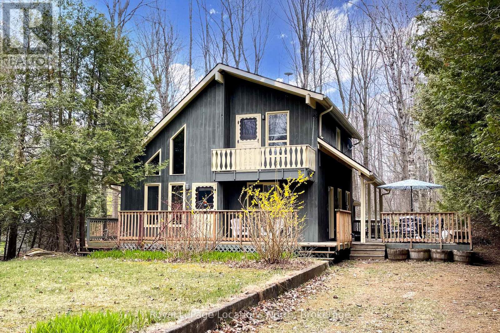 118 Sunset Boulevard, Blue Mountains, Ontario  N0H 2P0 - Photo 3 - X12141657