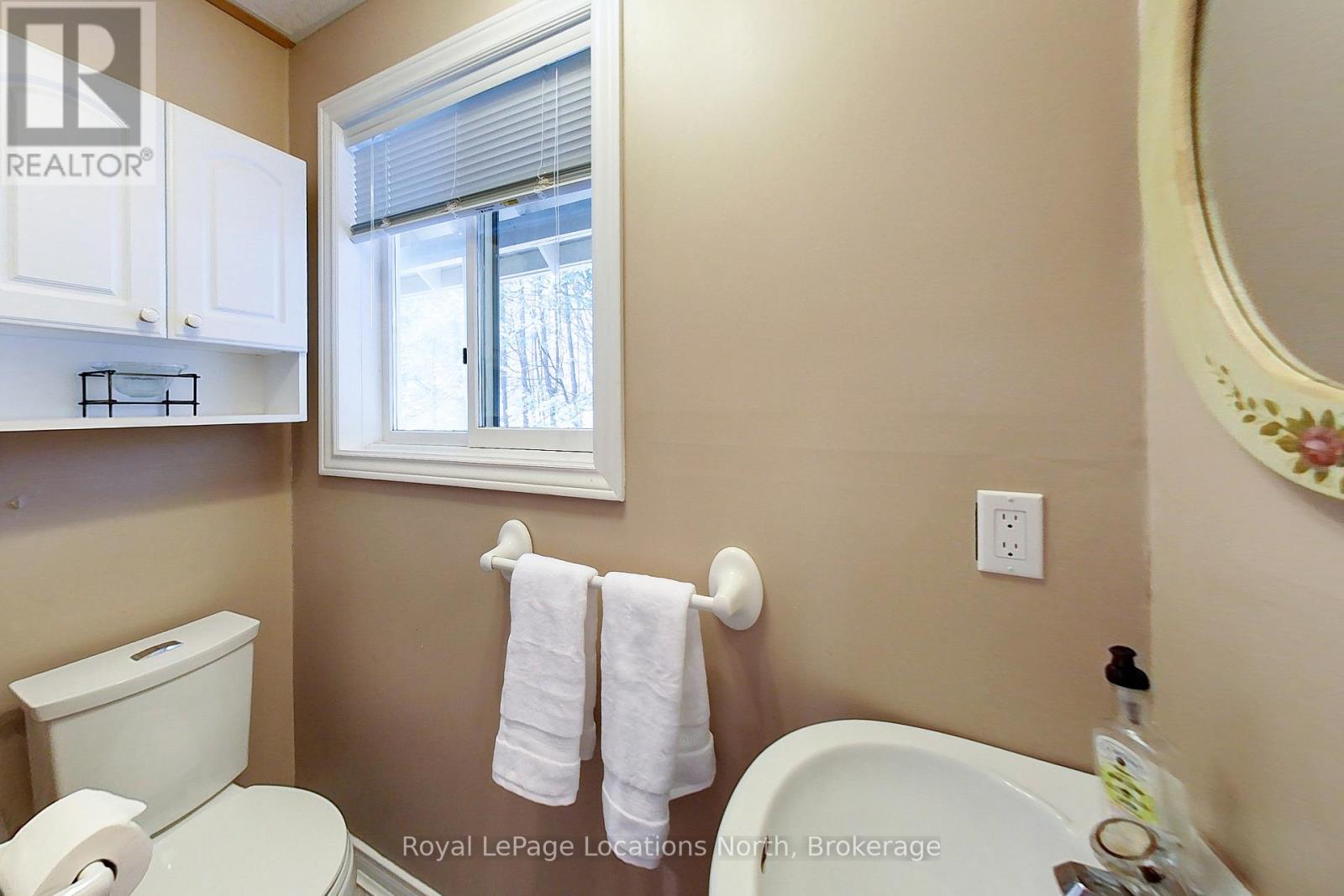 118 Sunset Boulevard, Blue Mountains, Ontario  N0H 2P0 - Photo 9 - X12141657
