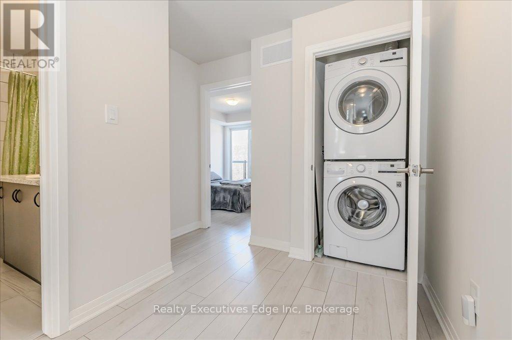 6 - 2 Willow Street, Brant, Ontario  N3L 0K7 - Photo 33 - X12141734