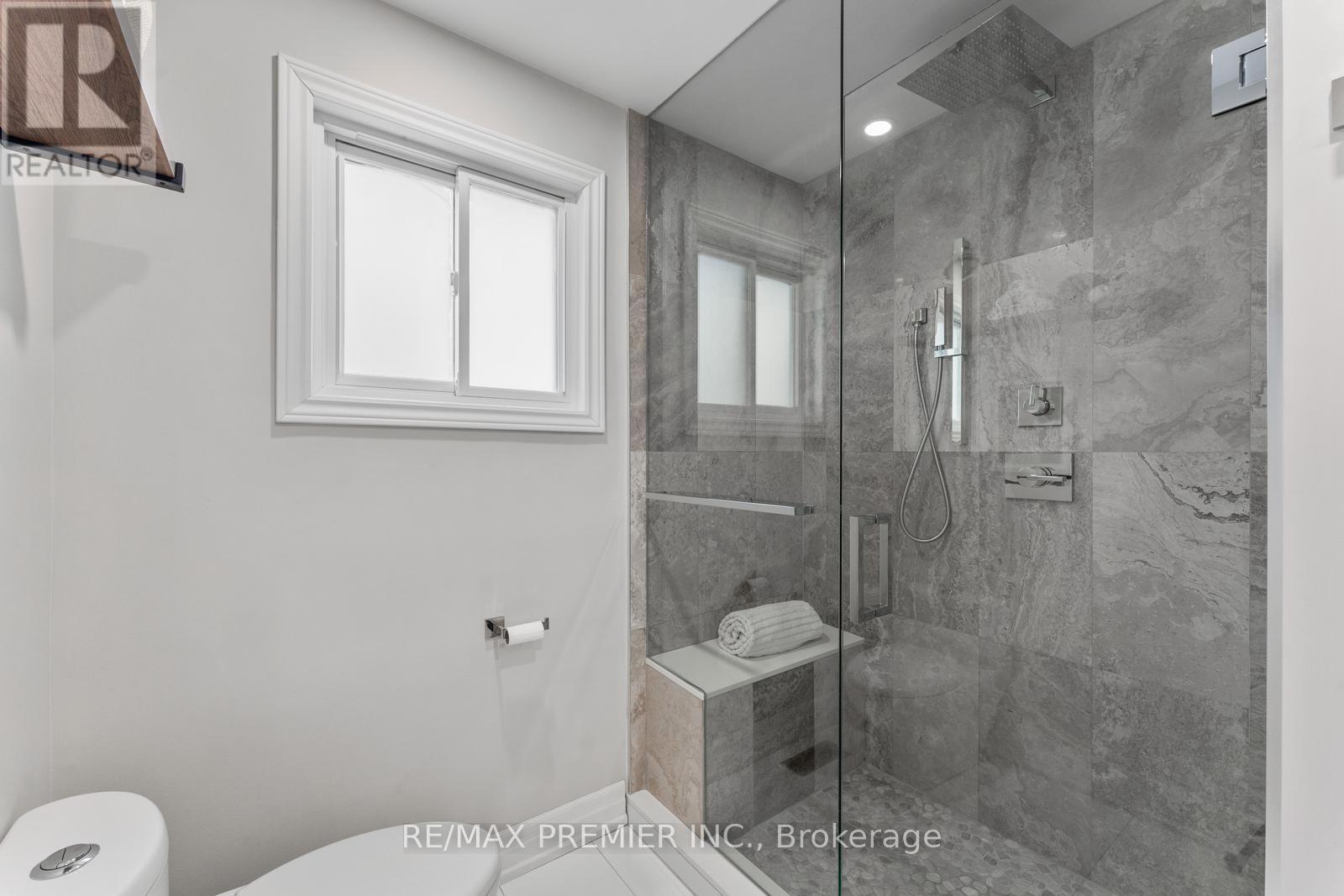 19 Claudia Avenue, Vaughan, Ontario  L4L 6S1 - Photo 20 - N11998048