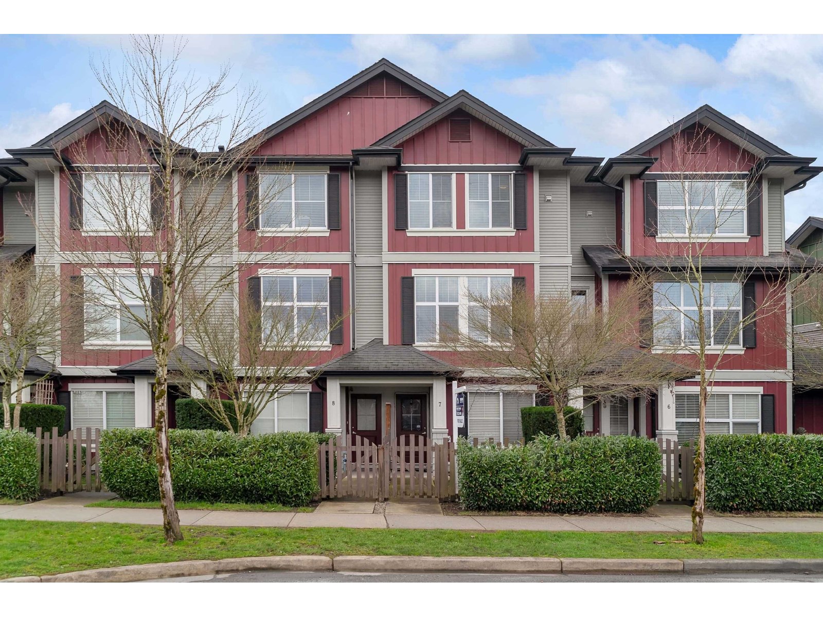 Property at 7 18211 70 AVENUE image 5