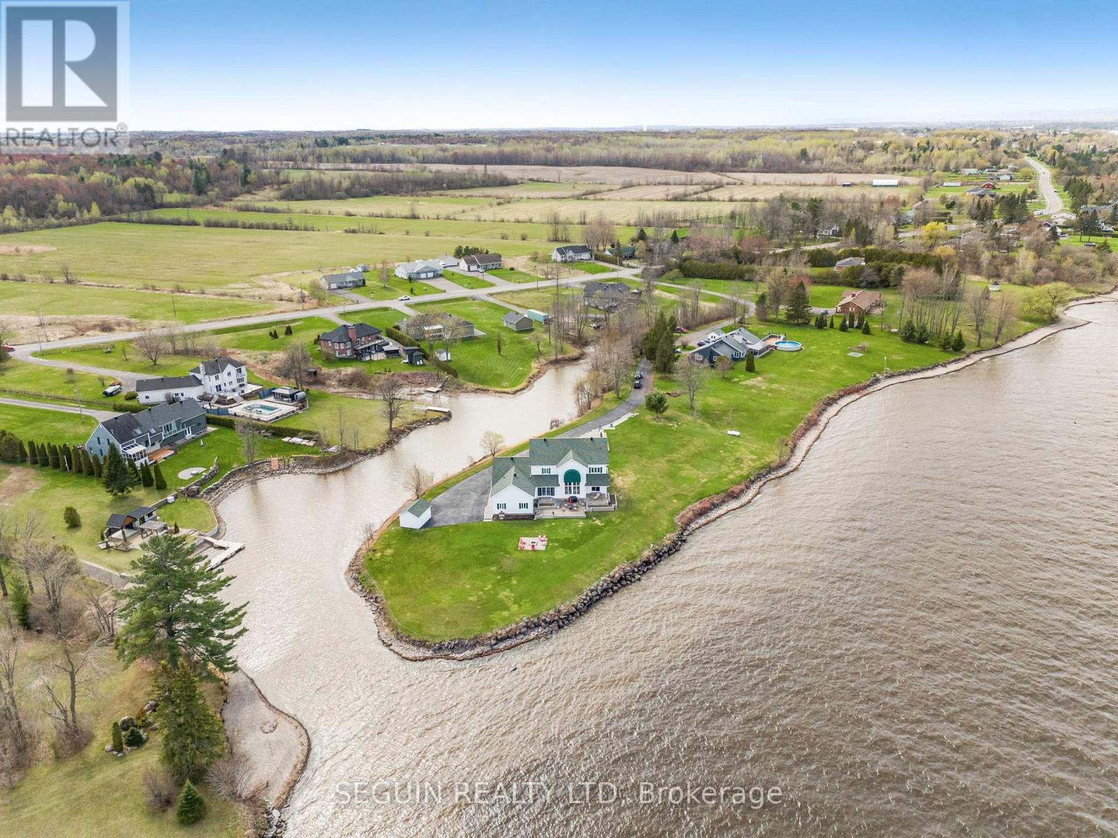 3519 Front Road, East Hawkesbury, Ontario  K6A 2R2 - Photo 8 - X12140951
