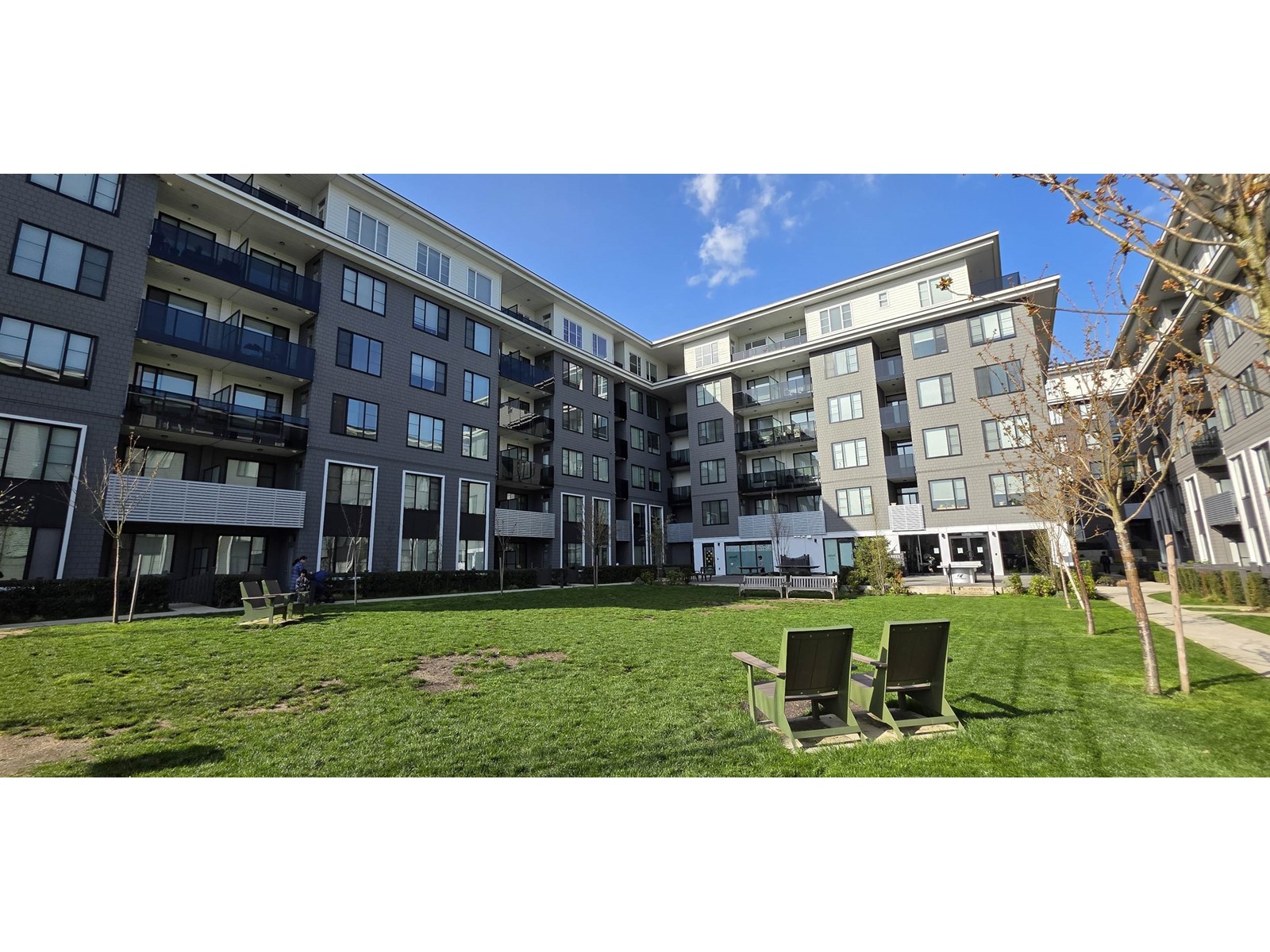Property at 222 15825 85 AVENUE image 3
