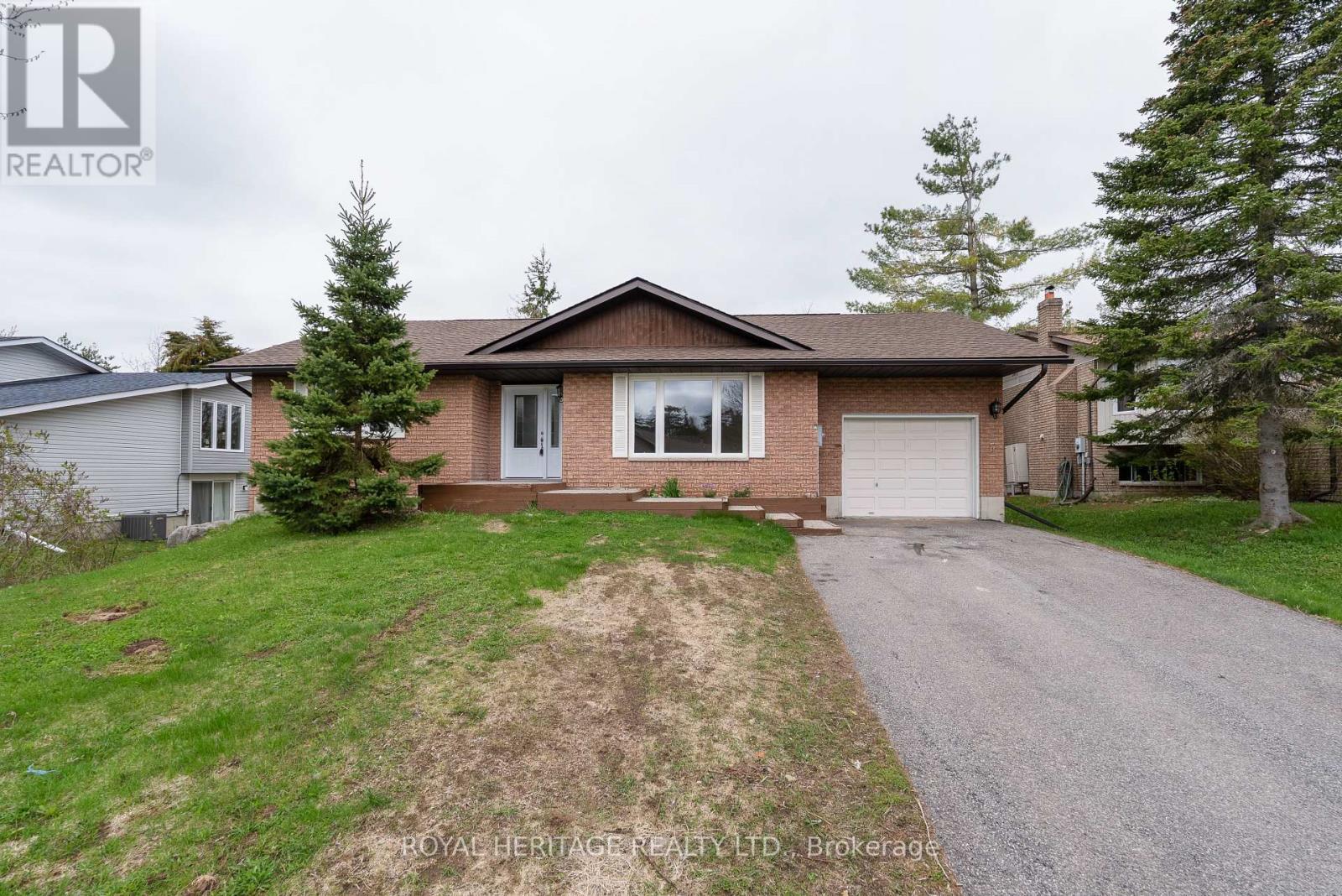 Property at 5 JUNIPER COURT image 2