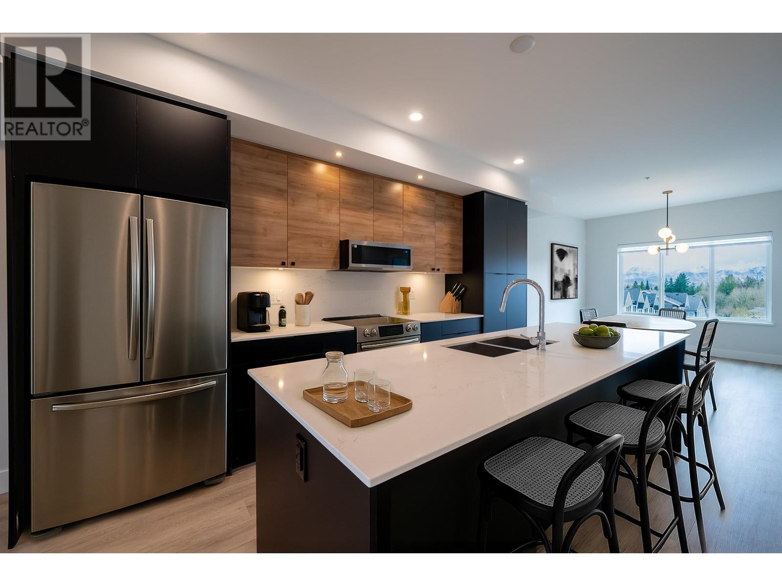 5 10640 248 Street, Maple Ridge, British Columbia  V2W 0K9 - Photo 1 - R2999869