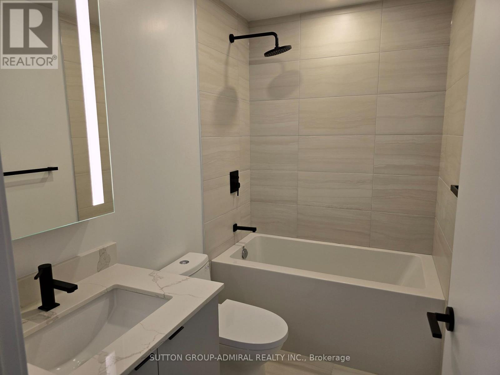 819 - 285 Dufferin Street W, Toronto, Ontario  M6K 1E6 - Photo 4 - W12141360