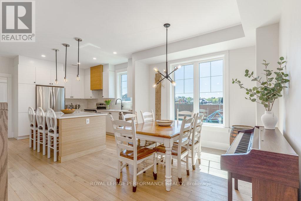27 Shelter Cove Drive, Westport, Ontario  K0G 1X0 - Photo 17 - X12141619