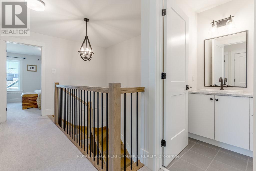 27 Shelter Cove Drive, Westport, Ontario  K0G 1X0 - Photo 31 - X12141619