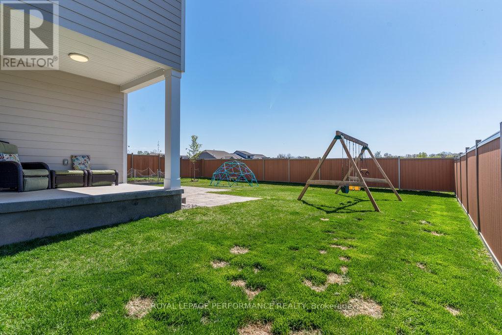 27 Shelter Cove Drive, Westport, Ontario  K0G 1X0 - Photo 48 - X12141619