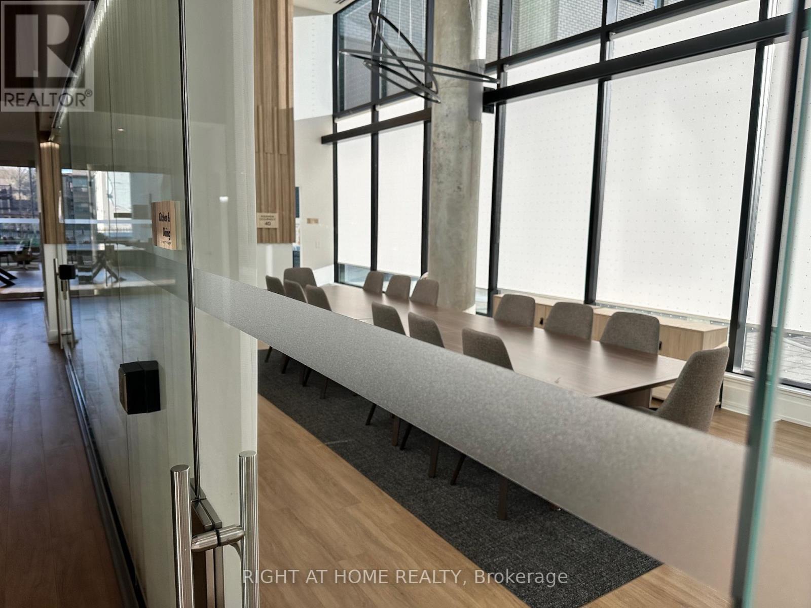 218 - 3100 Keele Street, Toronto (Downsview-Roding-Cfb), Ontario  M3M 2H4 - Photo 21 - W12141451