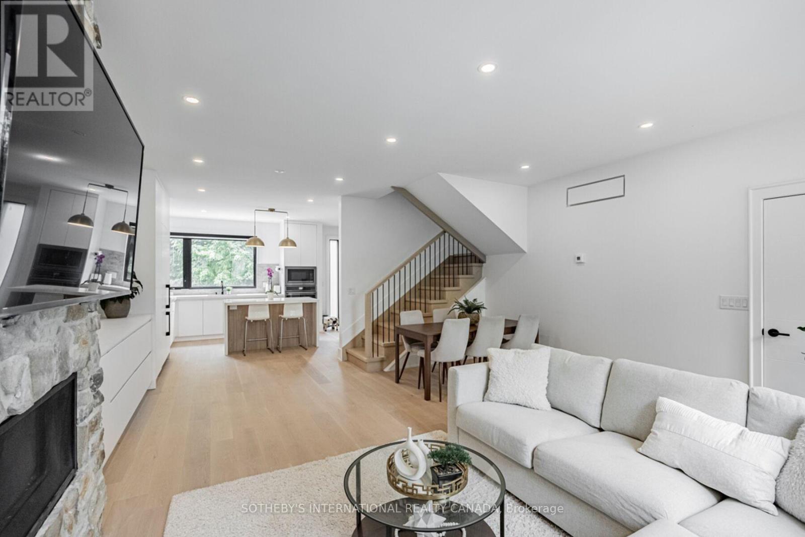 6 Twenty Fifth Street, Toronto, Ontario  M8V 3P3 - Photo 13 - W12141566