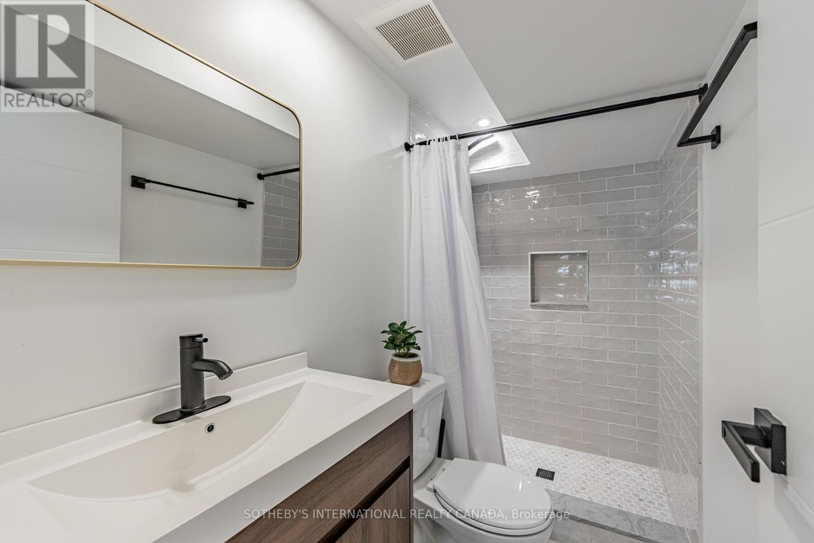 6 Twenty Fifth Street, Toronto, Ontario  M8V 3P3 - Photo 45 - W12141566
